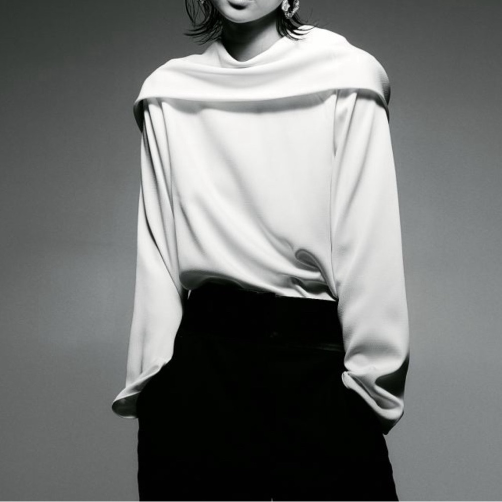 Hm blouse with low cut back
